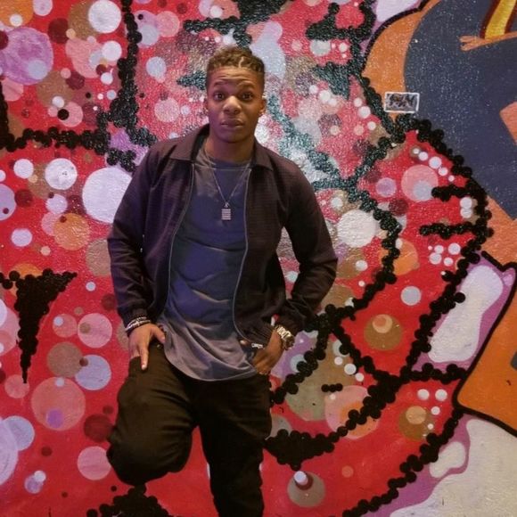 Meet your Posher, Sirmarq - Picture 1 of 1